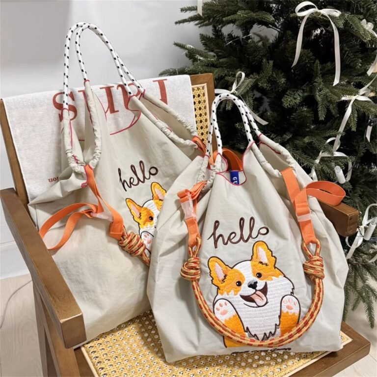 Corgi pattern tote bag