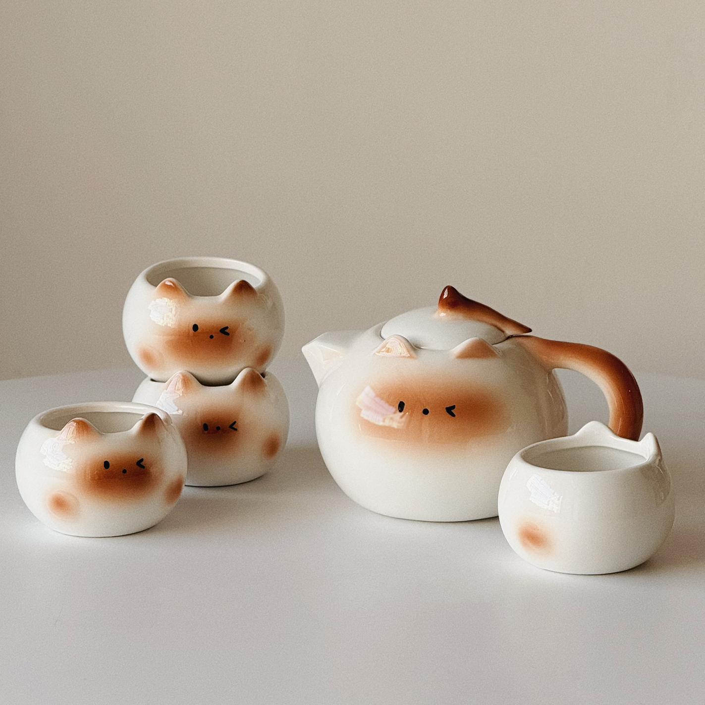 Siamese Cat Tea Set